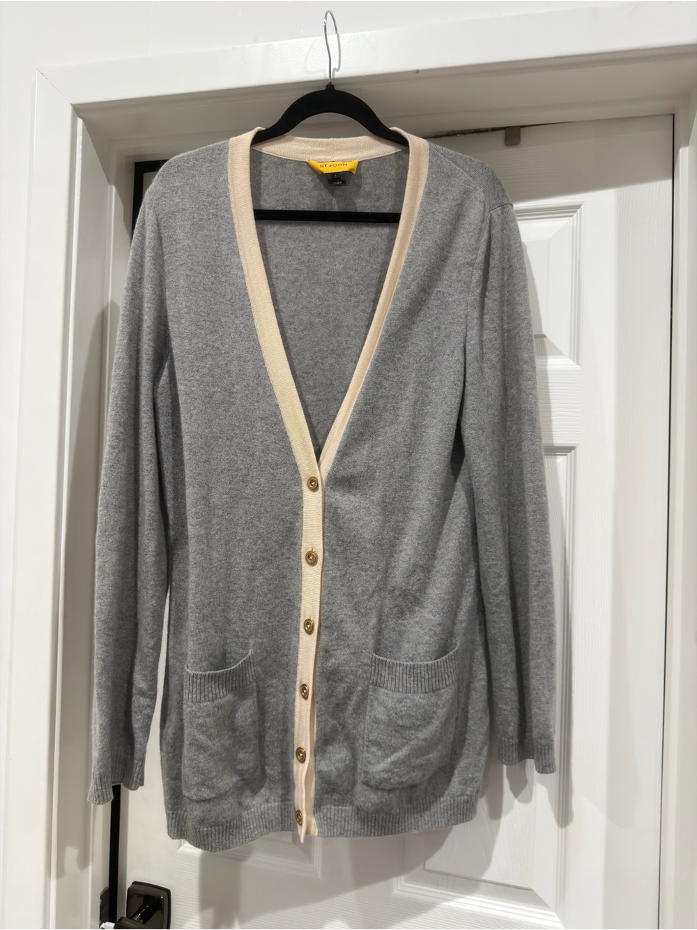 St.John Light Gray V-Neck Button Cardigan with Cream Trim